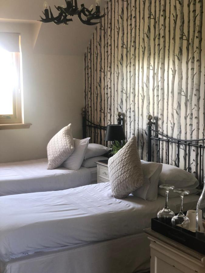 Dores阿克纳斯德旅馆住宿加早餐旅馆 外观 照片